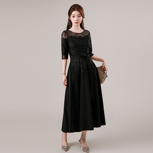 Robe de soirée rétro coréenne en dentelle noire, longueur midi, cintrée, pour banquets formels - Product Image 2
