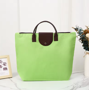 กระเป๋าช้อปปิ้งพับได้กันน้ำความจุขนาดใหญ่ ซิปพกพาสะดวก เป็นมิตรกับสิ่งแวดล้อม เหมาะสำหรับการเดินทาง  พร้อมโลโก้สั่งทำทันสมัย - Product Image 5