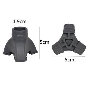 Patins triangulaires en caoutchouc antidérapants de 5 cm pour cannes de randonnée, bâtons de marche, usage extérieur pour personnes âgées - Product Image 1