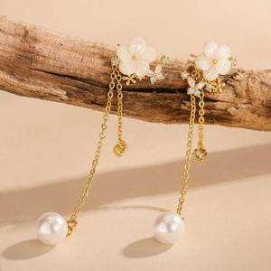 ต่างหูทองเหลืองหรูหรา ดีไซน์ดอกไม้สุดน่ารัก ประดับเพชรซิคอนและมุกเทียม ชุบทองบนทองแดง พร้อมสายยาว เหมาะสำหรับงานเลี้ยงตอนเย็นของผู้หญิง - Product Image 3