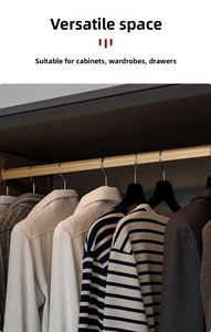 Support mural en tube carré en alliage d'aluminium GQK, support de base pour cintre à vêtements non détachable avec bride et rail à amortisseur simple - Product Image 2