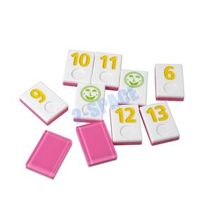 Private Design106 Tiles <span class=keywords><strong>Rummy</strong></span> Q y 4 Racks Acrílico Rummies Set - Product Image 3