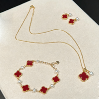 Set Perhiasan Semanggi Merah Empat Daun Cina Kalung Gelang Anting Mutiara Air Tawar Alami Buatan Tangan Perhiasan Keberuntungan Grosir