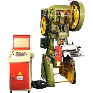 Máquina perfiladora de puerta de persiana perforada de <span class=keywords><strong>corte</strong></span> hidráulico con sistema de punzonado a precio barato - Product Image 2