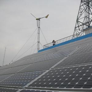 Großhandel heißer dip verzinktem eisen zelle telecom türme mit solar panel - Product Image 6