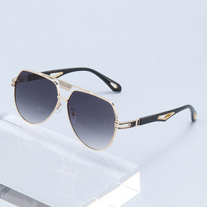 Gafas de Sol Polarizadas de Diseño para Hombre y Mujer, UV400, Ligeras, Color Naranja, Ovaladas, Estilo Piloto, Lentes Tácticas de Protección, para Deportes al Aire Libre - Product Image 5