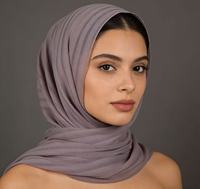 5506 Tissu en polyester satiné à rayures écossaises et chiffon, antistatique, pour foulards, destiné au marché du Ramadan, de l'Aïd, d'Arabie Saoudite, de Dubaï et du Golfe