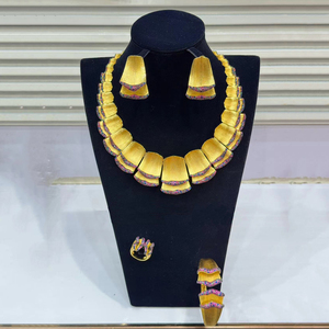 Ensemble de <span class=keywords><strong>bijoux</strong></span> de luxe Zhuerrui en zircon cubique, <span class=keywords><strong>parure</strong></span> de <span class=keywords><strong>bijoux</strong></span> géométriques en diamant américain, collier, bracelet, boucles d'oreilles, bague - Product Image 6