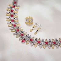 Barocker Kronenförmiger Breiter Ring Geeignet für Männer und Frauen Modischer Party-Schmuck aus Messing mit Zirkonia Großhandel
