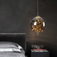 Lustre de chevet LED en fer doré de style nordique, design artistique de luxe avec longue suspension, idéal pour hôtels et bars, en verre Gypsophila