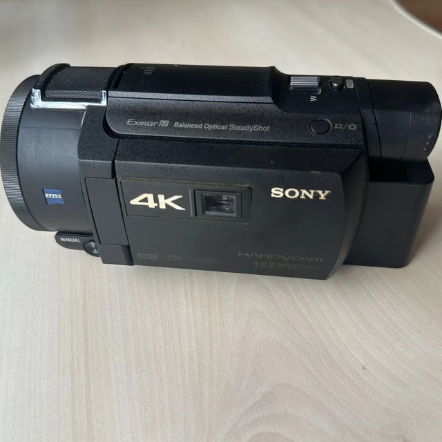 FDR-AXP55 4K Digital Camera 48MP CMOS Sensor 40x Optical Zoom 3.0" Screen 96GB Built-in Memory F3.4 Aperture SD Media ABS
