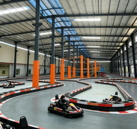 Bâtiment d'amusement intérieur en structure acier à grande portée sur mesure, hall en acier préfabriqué, stade, salle de sport, natatorium CE