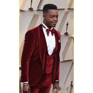 Nieuwste Fluwelen Mannen Pakken Shawl Revers Bruiloft Bruidegom Smoking Red Carpet Celebrity Prom Blazer Sets voor Mannen (Jas + tie + Vest + Broek)