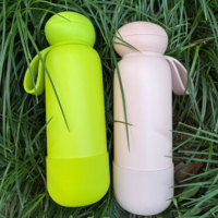 Venta caliente 32oz Frasco de camping con tapa Bota de silicona Vaso aislado de acero inoxidable con tapa