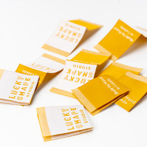 ملصقات ملابس مخصصة بسعر منخفض قماش منسوج عالي الجودة مخصص شعار مخصص ملصق منسوج فاخر - Product Image 3