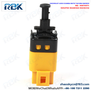 Interruptor de luz de freno Rek 96874571 para Chevrolet Aveo Evanda Matiz Tacuma Daewoo - Product Image 2