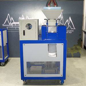 המפעל ישיר <span class=keywords><strong>hdpe</strong></span> בקבוק מחזור שחול מחיר זול פלסטיק מכונת כדורי פלסטיק בסין - Product Image 1