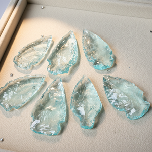 Pointes de flèche en verre bleu et opale artisanales en gros, forgées à la main, choix parfait pour les cadeaux pour les amis et la famille lors de occasions spéciales - Product Image 2