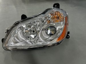 P54610311000 Prix d'usine Nouveau phare 24V D2R pour KENWORTH T680 2013-2022 - Product Image 5