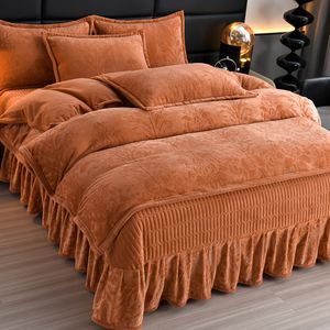 Set Copriletto Quattro Pezzi <span class=keywords><strong>in</strong></span> Velluto Intagliato 600TC con Motivi Floreali per Casa e Hotel - Product Image 1