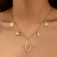 Colliers de style bohème pour femme, idéal pour l'été et la plage, avec étoiles de mer, coquillages, breloques thème vie marine, perles artificielles et corail, style bouddhiste