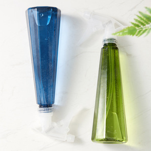 เครื่องพ่นยาแบบมือหมุน รุ่นไดมอนด์ สีเขียวเข้ม ขนาด 500 มล. สำหรับดูแลต้นไม้ - Product Image 2