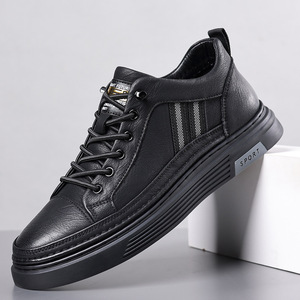 Baskets décontractées noires en cuir pour hommes, à bout rond, à lacets, style sportif, avec doublure en maille respirante et semelle extérieure en caoutchouc, chaussures épaisses de printemps - Product Image 1
