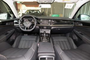 Volkswagen <span class=keywords><strong>Passat</strong></span> 1.4TSI Turbo Business Edition Berlina <span class=keywords><strong>2019</strong></span> Usata per Pendolarismo Quotidiano, Sedili in Pelle, Cambio Automatico, Guida a Sinistra, Cerchi R16 - Product Image 6