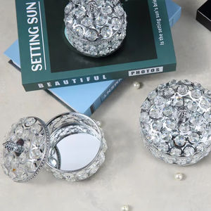 Boîte à bijoux européenne exquise et créative en cristal Nouveau rangement en métal haut de gamme pour bagues, perles, disponible en grandes, moyennes et petites tailles - Product Image 3