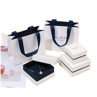 Ensemble boîte à bijoux et sac bicolore avec poignée en ruban bleu marine et insert en velours, impression personnalisée pour mariages et cadeaux, vente en gros
