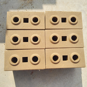 BRIQUES DE TERRE STABILISÉES AUTOBLOQUANTES AU SÉNÉGAL pour construire en terre crue - Product Image 1