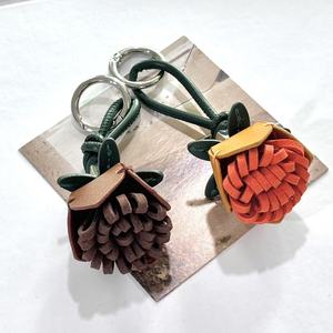 Custom Handmade Artificial Rose Shape Cute Style Irregular High Quality Bag <b>Charm</b> Accessory Leather Flower Keychain - Product Image 3