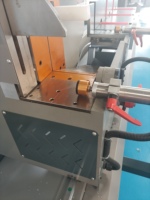Scie à onglet double tête pour profilés aluminium avec affichage numérique CNC et lame en carbure importée