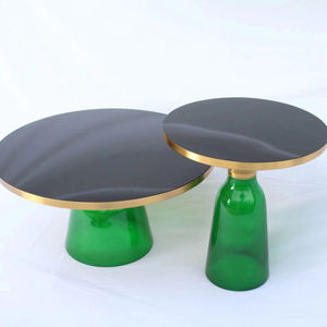 Table d'appoint Disen Furniture moderne en verre avec plateau créatif et base en verre pour la décoration intérieure et les moments de café - Product Image 1