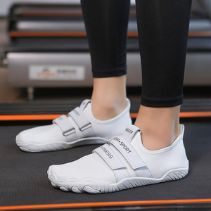 <span class=keywords><strong>Chaussures</strong></span> <span class=keywords><strong>d</strong></span>'entraînement <span class=keywords><strong>d</strong></span>'été à semelle souple antidérapante, <span class=keywords><strong>chaussures</strong></span> de musculation à traction dure, <span class=keywords><strong>chaussures</strong></span> de yoga et de fitness pour femmes à domicile - Product Image 2
