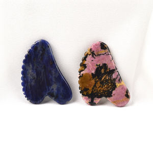 Individuelles LOGO Kristallherzform Achat Gua Sha Stein mit Zähnen Gesichtsmassage-Werkzeuge Rose Quarz Guasha Therapie Gesichtslifting - Product Image 6