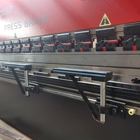 Prensa Plegadora Hidráulica CNC para Doblado de Chapa Metálica de Acero Suave, Acero Inoxidable y Aluminio