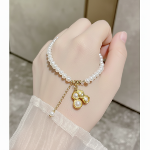 Trending stile coreano braccialetto di moda farfalla per le donne vendita calda all'ingrosso braccialetti di fascino Fine - Product Image 1