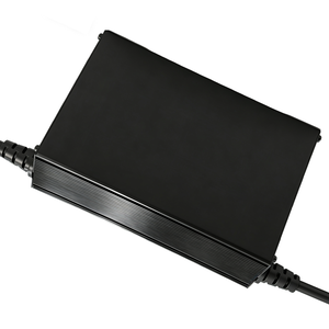 Chargeur <span class=keywords><strong>de</strong></span> batterie au lithium ternaire 60V12A robuste avec coque en aluminium pour véhicules industriels et commerciaux, directement du fabricant - Product Image 6