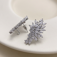 Boucles d'oreilles pour femmes serties d'ailes d'ange en zircon, arrangement dégradé coréen d'œils de cheval, ailes de diamant, boucles d'oreilles à tige en argent