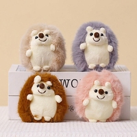 En gros, Mini hérisson mignon en peluche, porte-clés pendentif, poupée personnalisée, peluche douce de dessin animé, mascotte en peluche pour cadeau