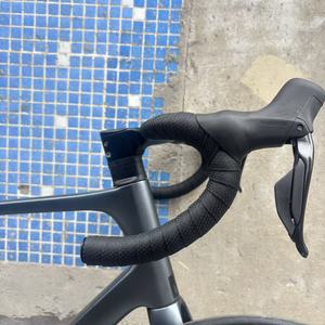 Vélo de route d'endurance en fibre de carbone KOZO Shi Mano 105 OEM de 7,5 kg, taille grande, 700C, frein à disque hydraulique, léger, course, Limit2, 24 vitesses - Product Image 3
