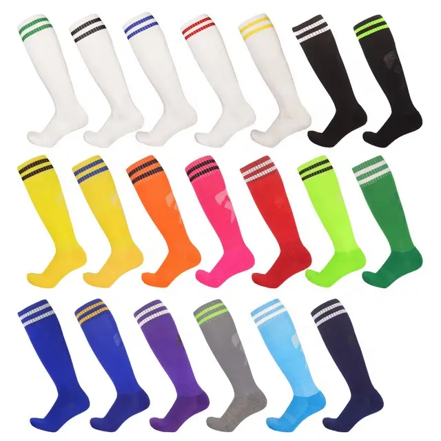 Оптовая продажа, недорогие Разноцветные длинные полосатые гольфы, Дышащие футбольные носки