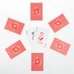 AYPC יצרן OEM מותאם אישית 300 גרם גרמני שחור ליבה נייר לוח כרטיסי משחק סט סיפון סובלימציה כרטיס משחק עם קופסא
