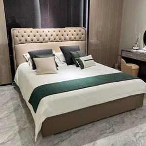 Camera da letto in vera pelle, un letto con <span class=keywords><strong>dimensioni</strong></span> di 2*2.2 metri un grande letto <span class=keywords><strong>matrimoniale</strong></span> in vera pelle ricamata - Product Image 1