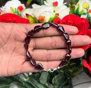 Pulsera de cuentas de granate natural, hecha a mano, elástica, con cuentas de cristal, unisex, joyería de piedra curativa de Rajastán, tercer fabricante. - Product Image 6