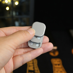 Mini Spinner Anti-Stress en Acier Inoxydable à Trois Couches avec Structure Magnétique à Poussée Directe, Outil EDC pour Étudiants, Adultes et Papa Coin - Product Image 5
