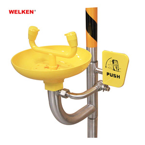 Combinaison <span class=keywords><strong>de</strong></span> type plate-forme <span class=keywords><strong>de</strong></span> conteneur d'eau SS304 lavage des <span class=keywords><strong>yeux</strong></span> d'urgence <span class=keywords><strong>et</strong></span> <span class=keywords><strong>douche</strong></span> avec système <span class=keywords><strong>de</strong></span> signalisation lumineuse <span class=keywords><strong>et</strong></span> sonore - Product Image 3