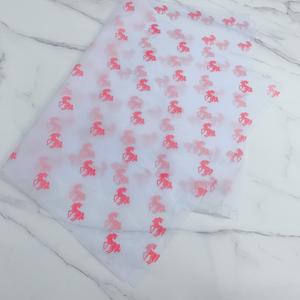 Papier de soie imprimé licorne rose de luxe - Papier d'emballage cadeau personnalisé pour emballages de marque - Product Image 3