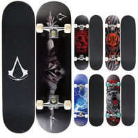 Skateboard complet de 31 pouces en vente chaude du fabricant, planche à roulettes moins chère pour les sports extrêmes et les activités de plein air